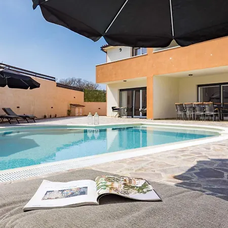 Вілла Nur Amela